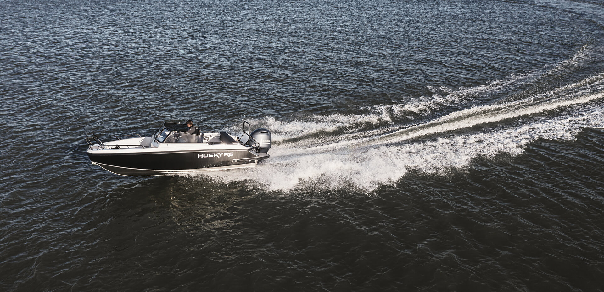 Finnmaster Husky R 6  Yeni Nesil Çevik ve Konforlu Alüminyum Bowrider Tekne